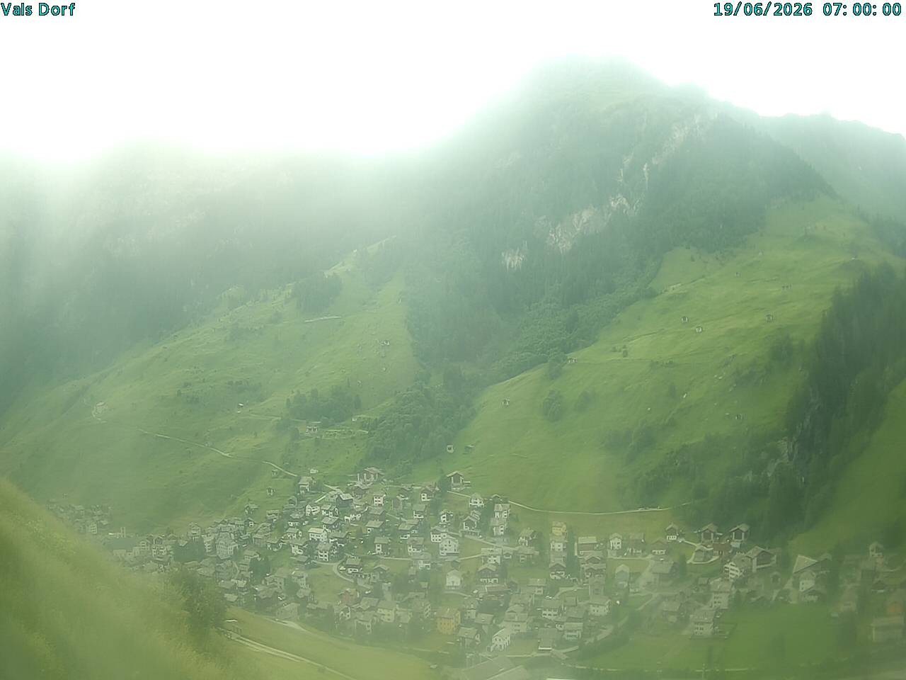 Archiv Foto Webcam Blick auf das Dorf Vals