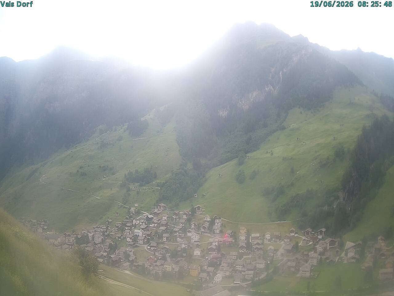 Archiv Foto Webcam Blick auf das Dorf Vals