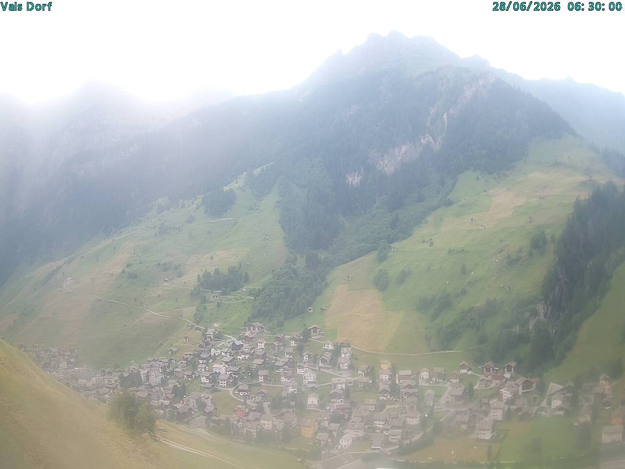 Archiv Foto Webcam Blick auf das Dorf Vals