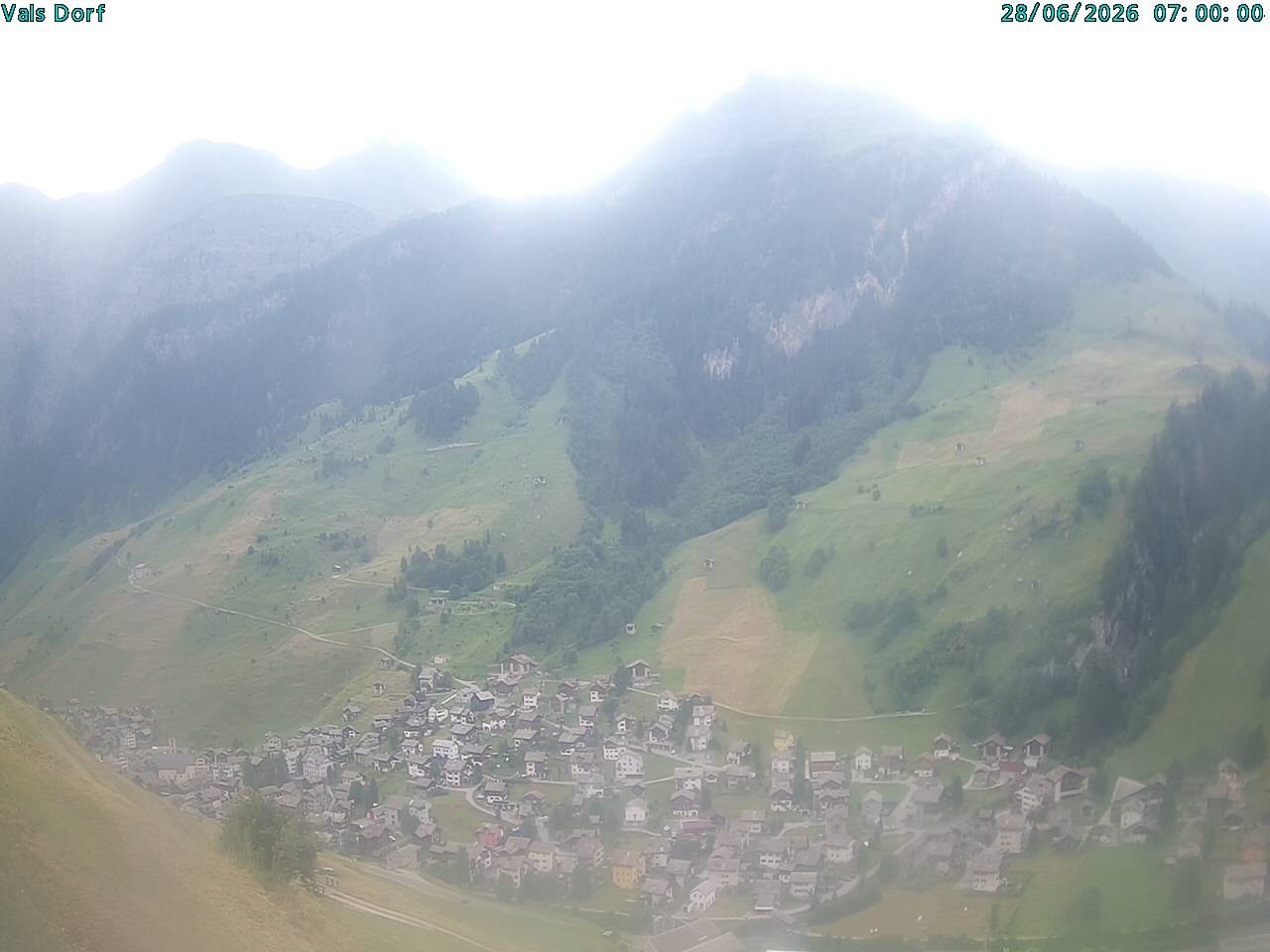 Archiv Foto Webcam Blick auf das Dorf Vals