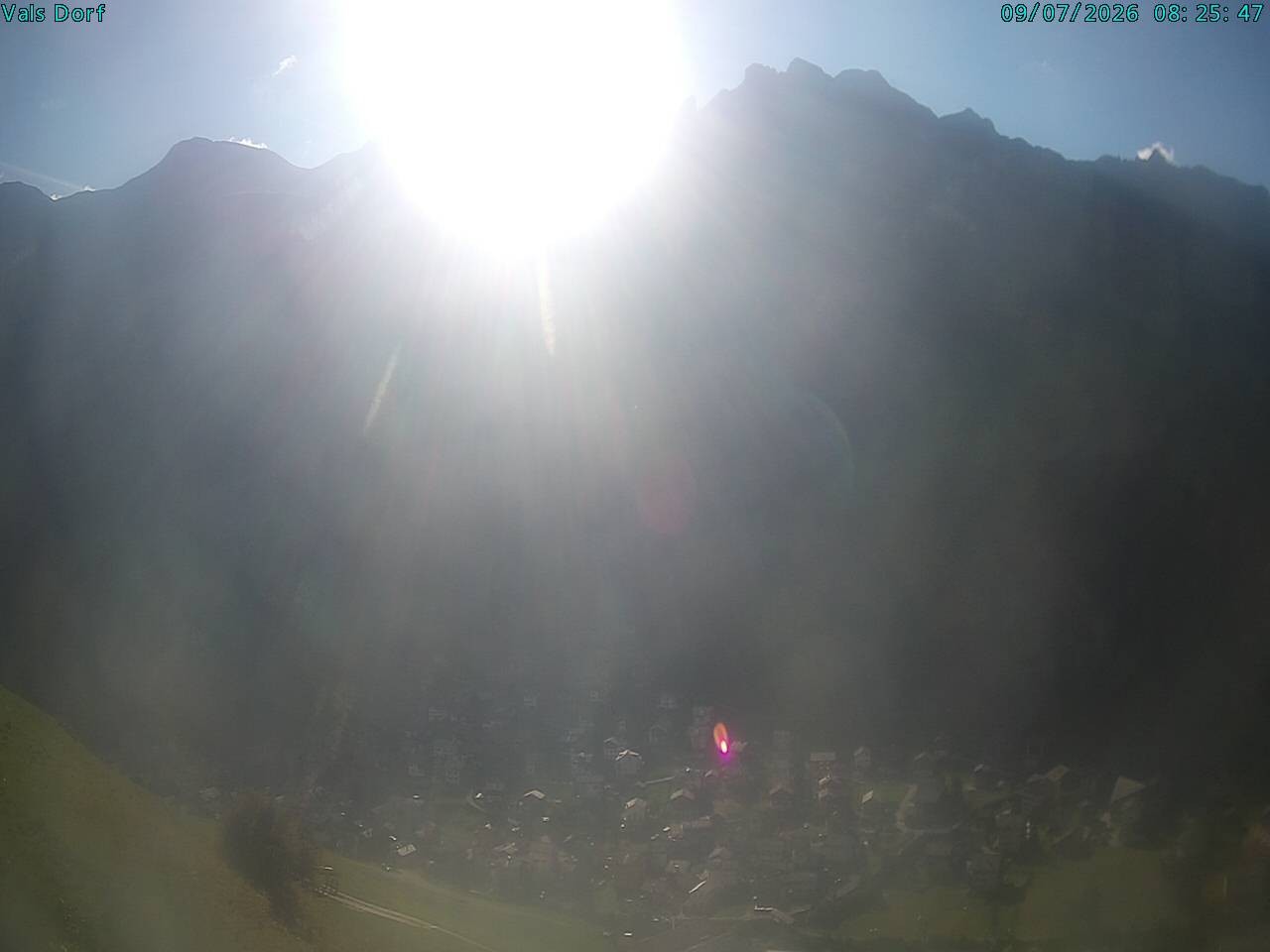 Archiv Foto Webcam Blick auf das Dorf Vals