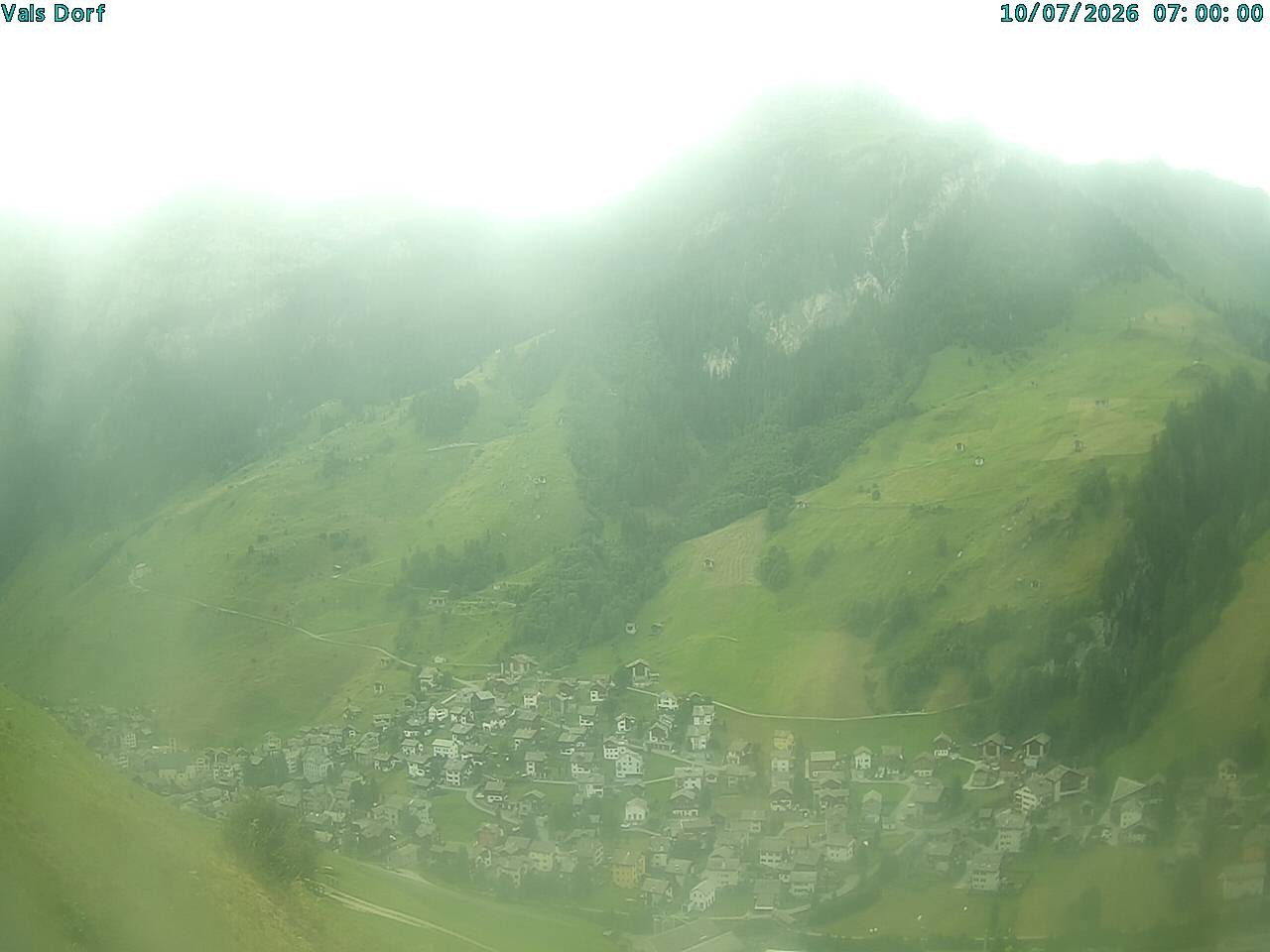 Archiv Foto Webcam Blick auf das Dorf Vals