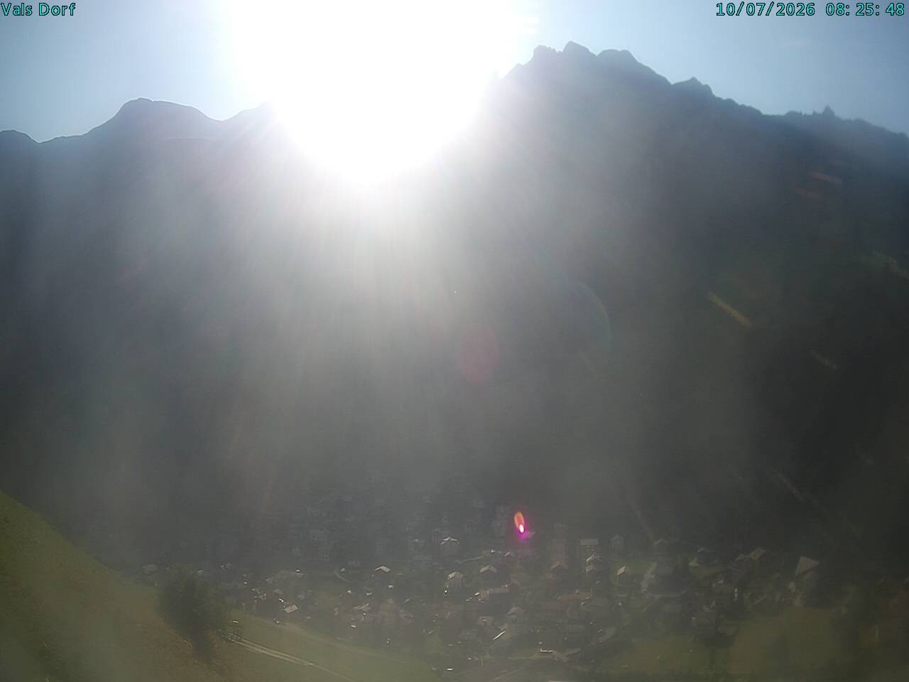Archiv Foto Webcam Blick auf das Dorf Vals