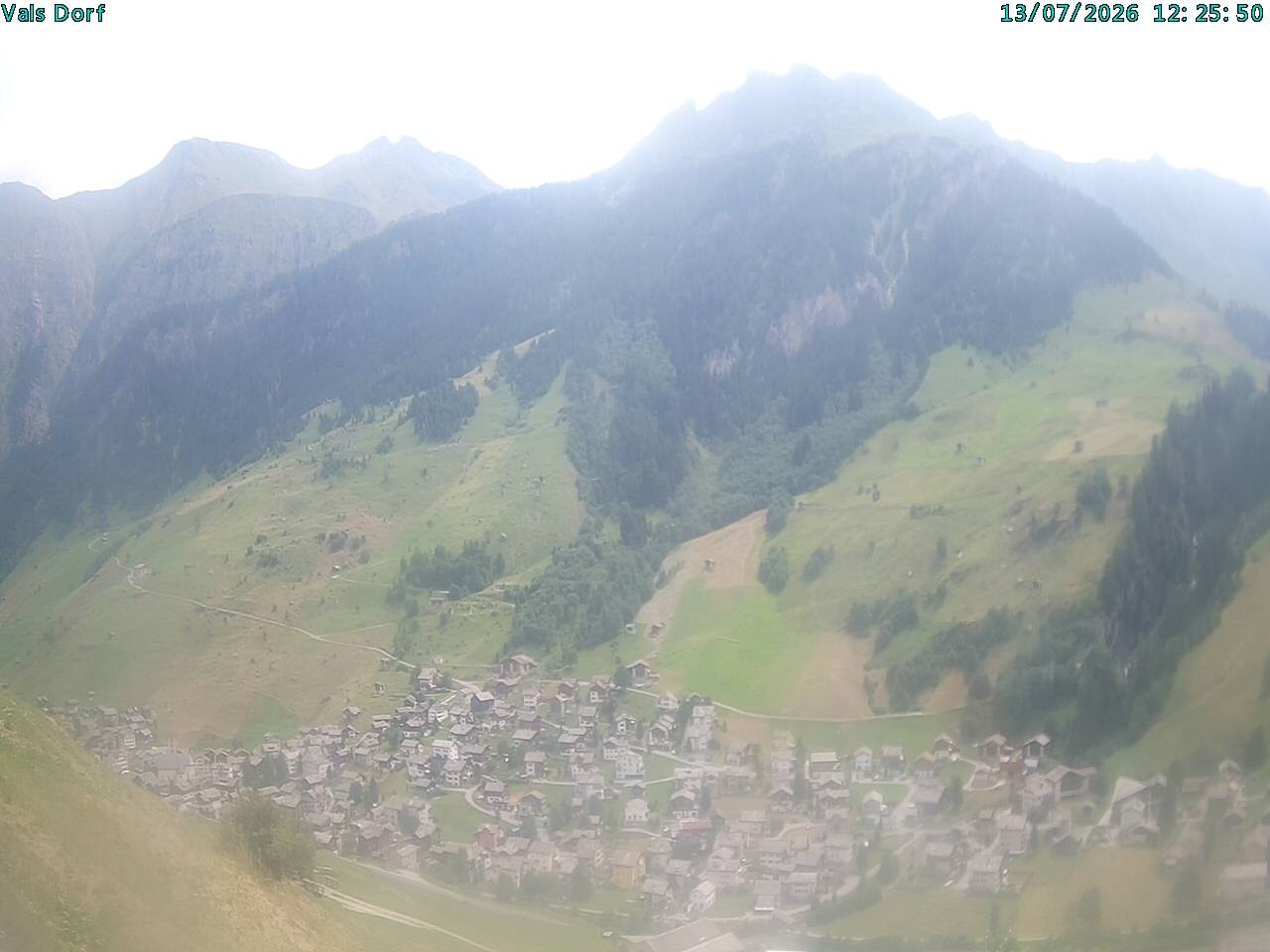 Archiv Foto Webcam Blick auf das Dorf Vals