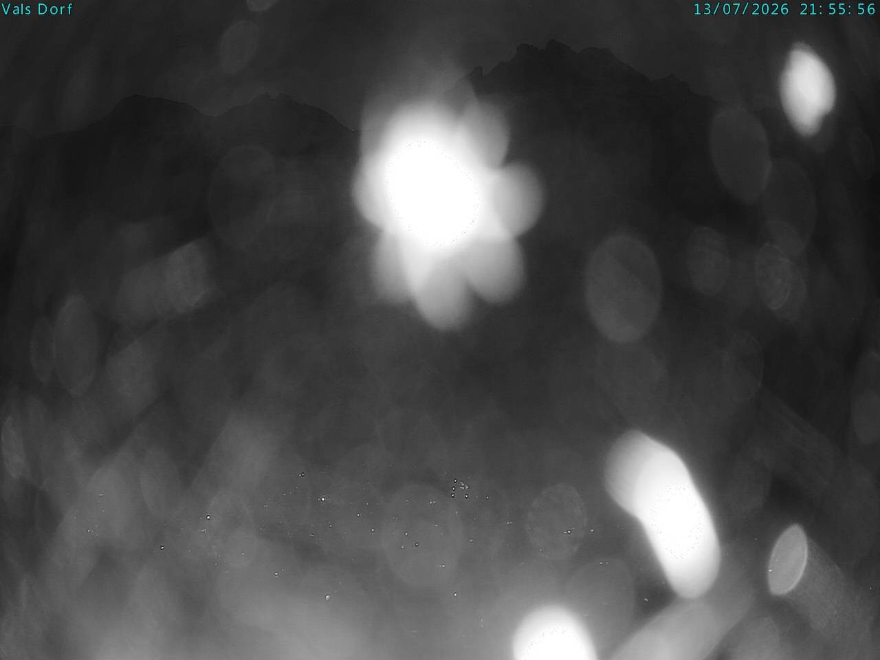 Archiv Foto Webcam Blick auf das Dorf Vals