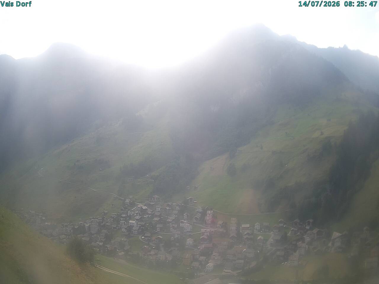 Archiv Foto Webcam Blick auf das Dorf Vals