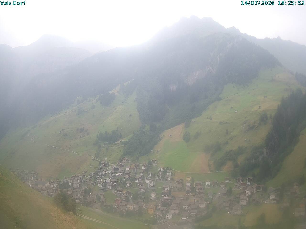 Archiv Foto Webcam Blick auf das Dorf Vals