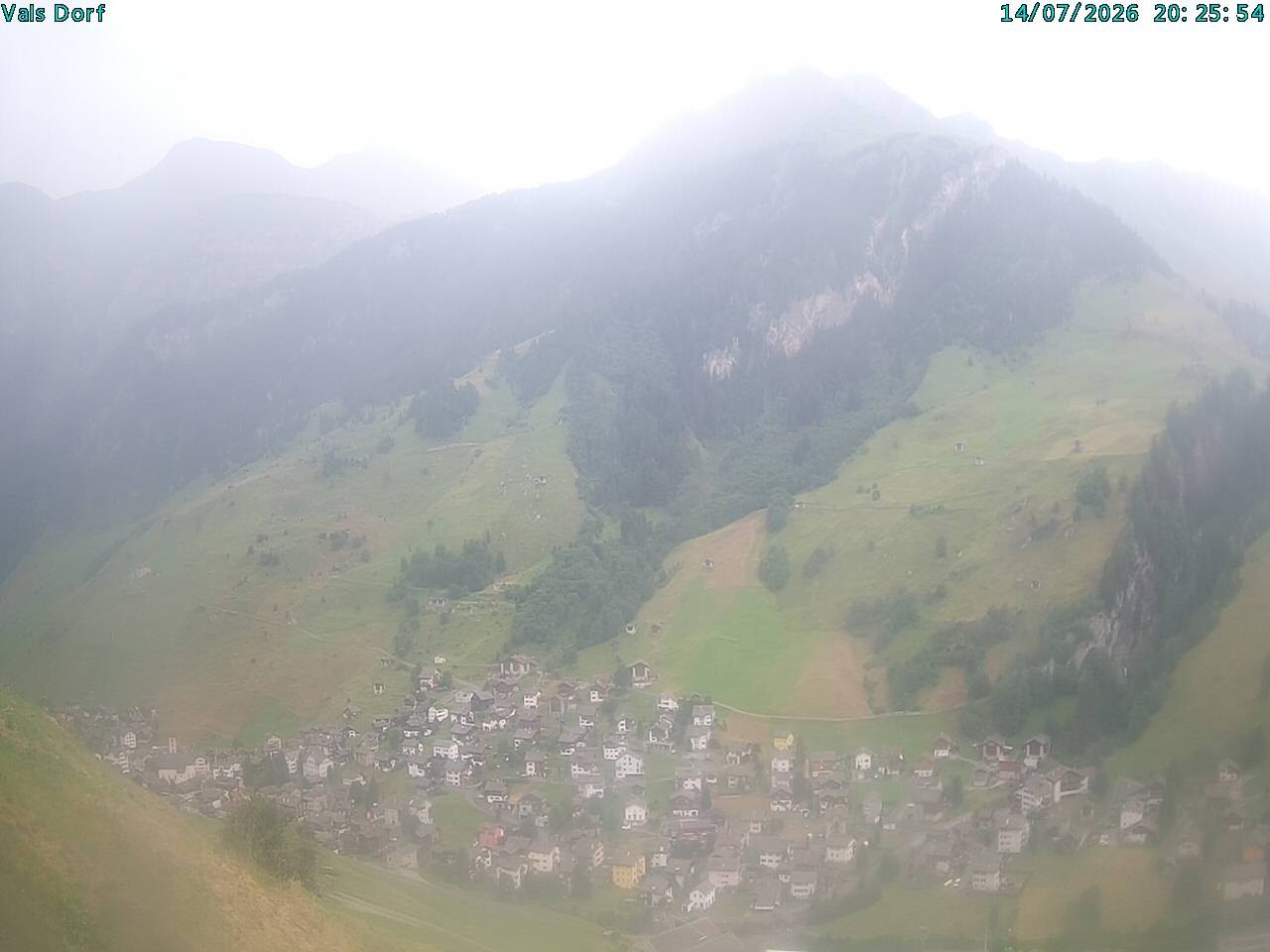 Archiv Foto Webcam Blick auf das Dorf Vals