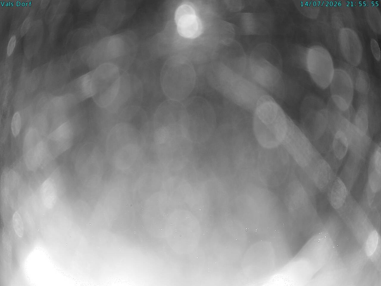 Archiv Foto Webcam Blick auf das Dorf Vals