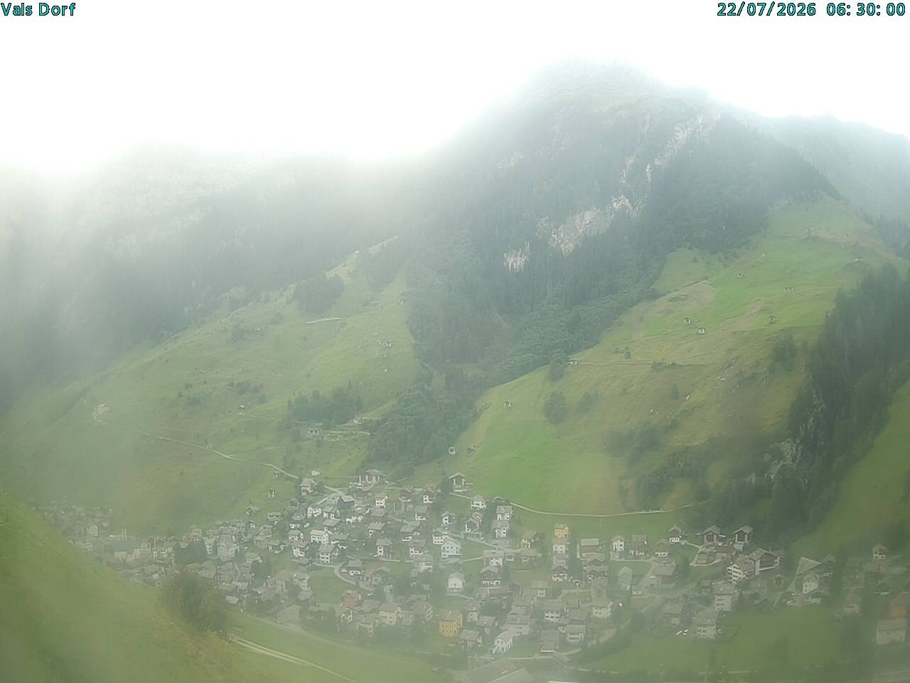 Archiv Foto Webcam Blick auf das Dorf Vals