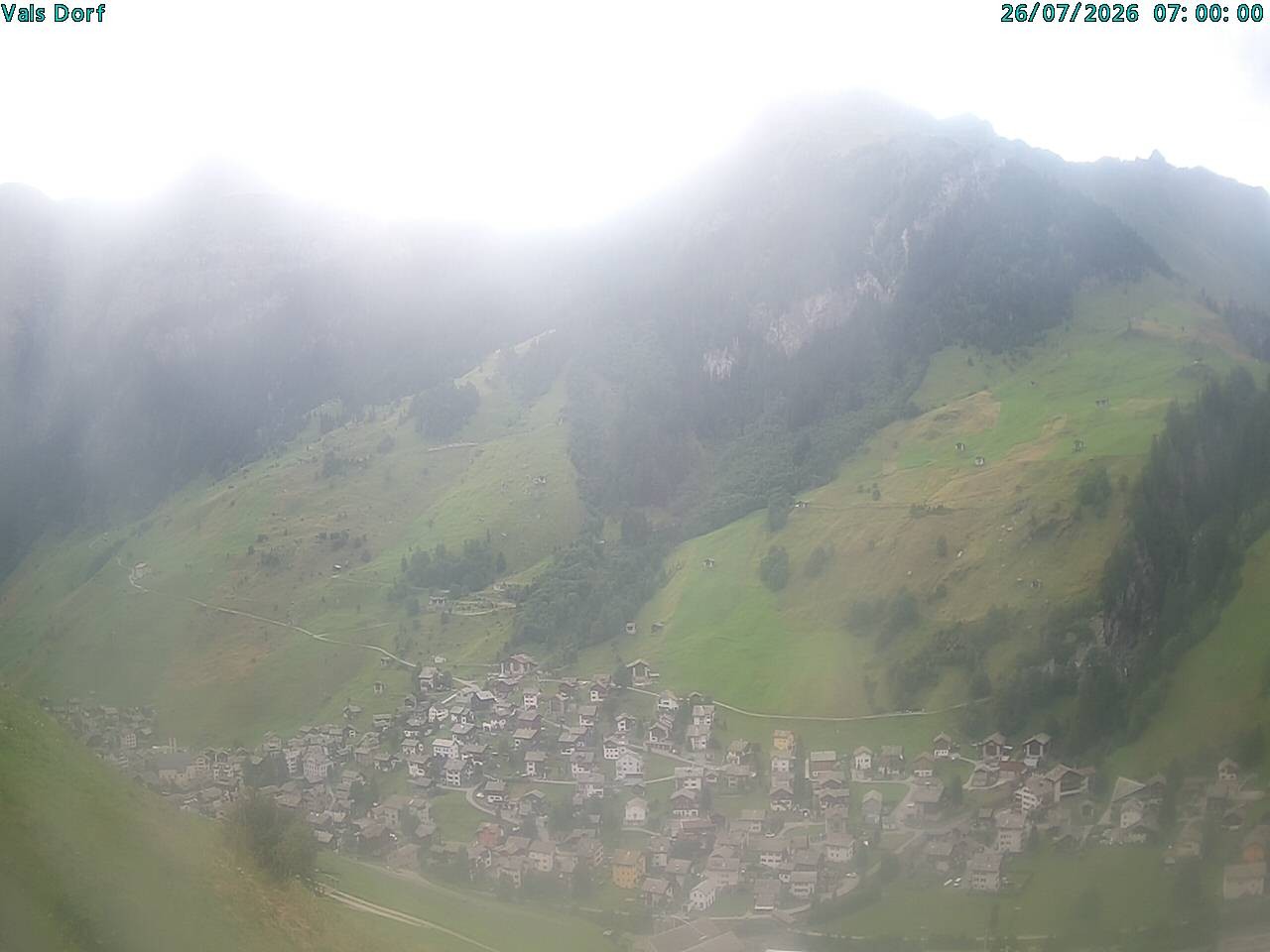 Archiv Foto Webcam Blick auf das Dorf Vals