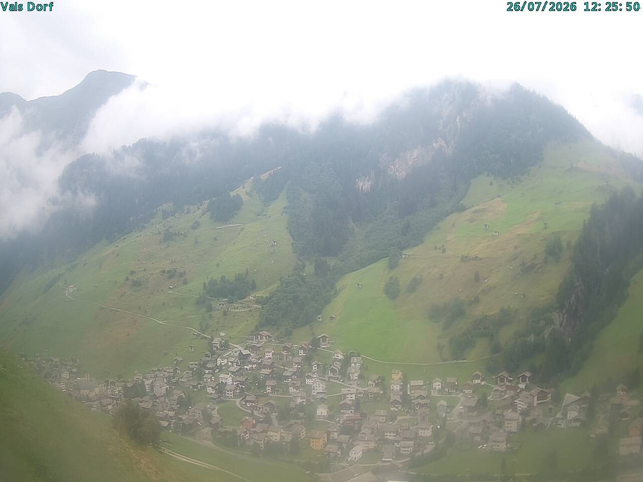 Archiv Foto Webcam Blick auf das Dorf Vals