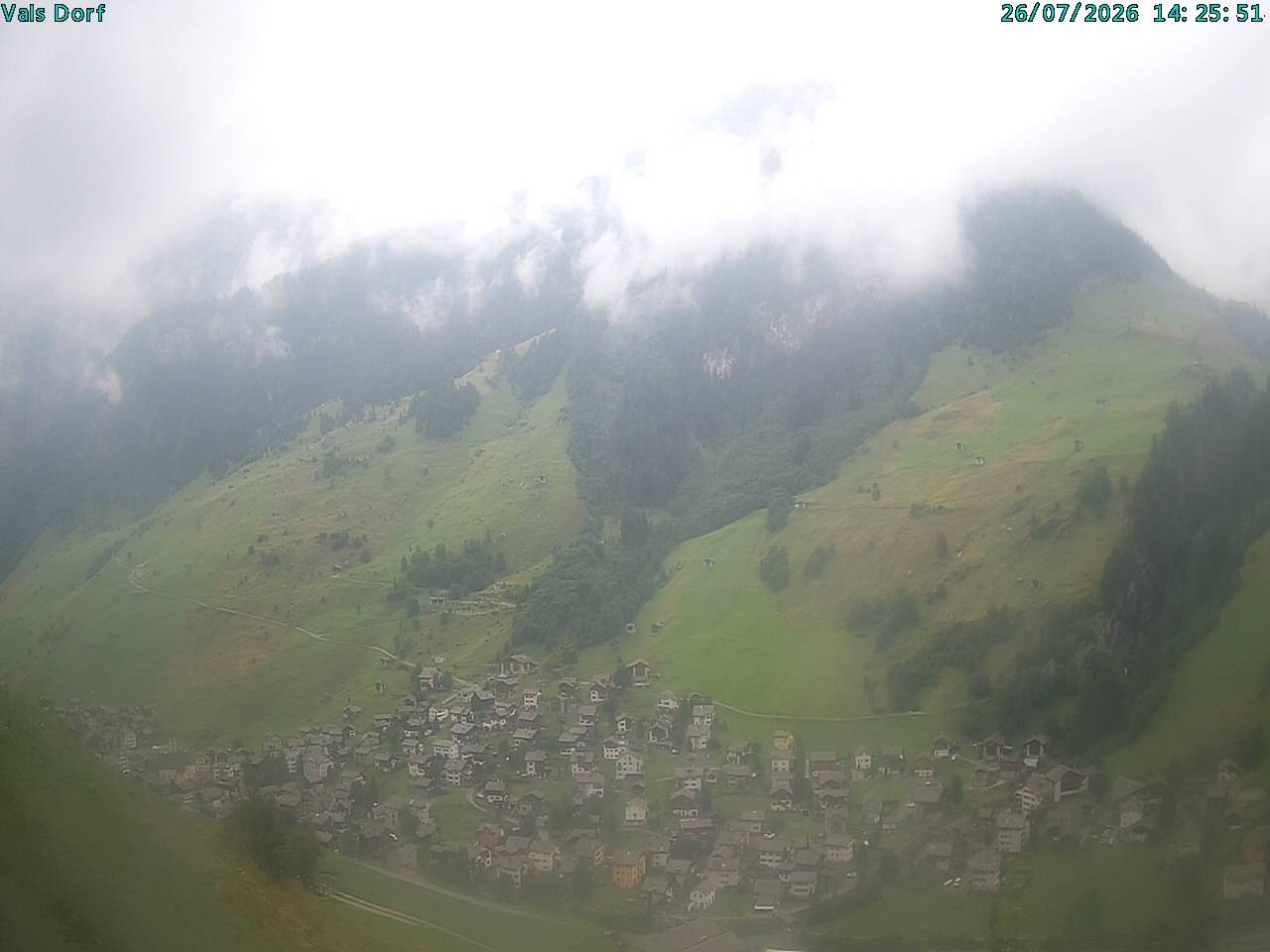 Archiv Foto Webcam Blick auf das Dorf Vals