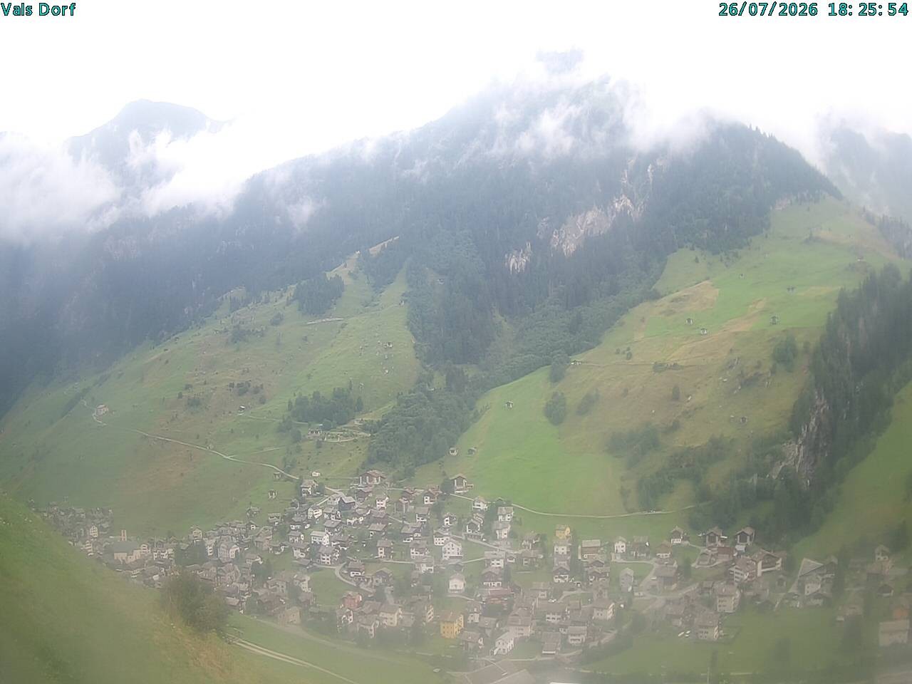 Archiv Foto Webcam Blick auf das Dorf Vals