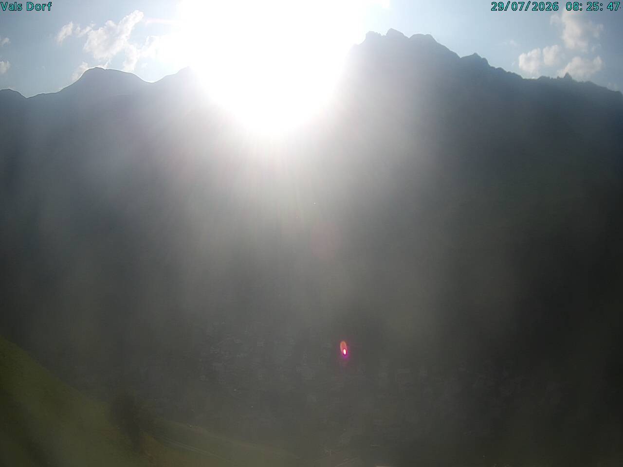 Archiv Foto Webcam Blick auf das Dorf Vals