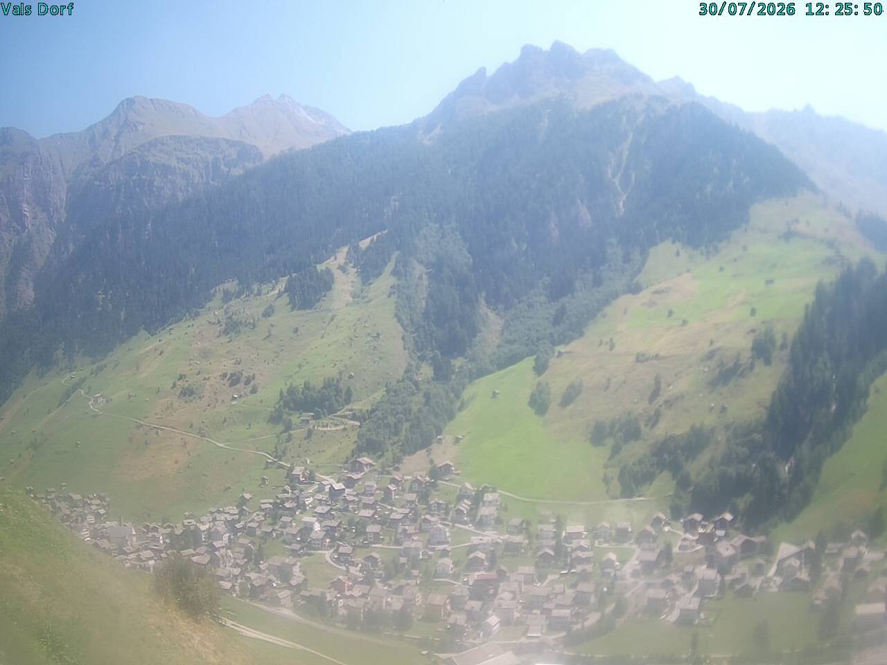 Archiv Foto Webcam Blick auf das Dorf Vals