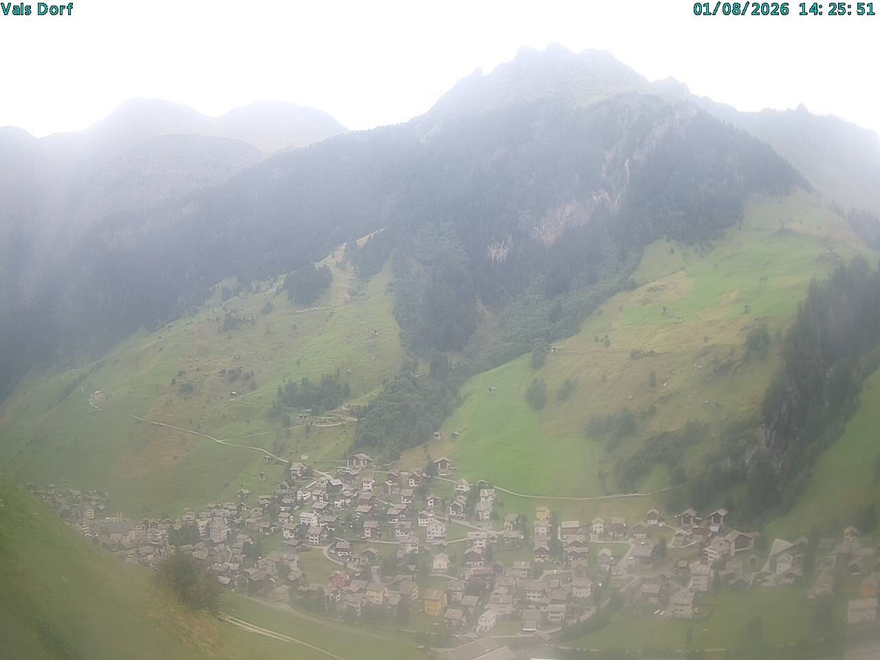 Archiv Foto Webcam Blick auf das Dorf Vals