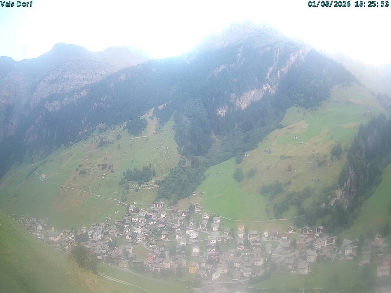 Archiv Foto Webcam Blick auf das Dorf Vals