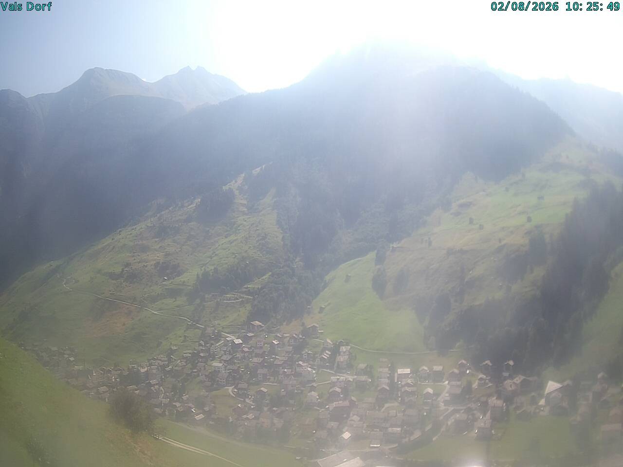 Archiv Foto Webcam Blick auf das Dorf Vals