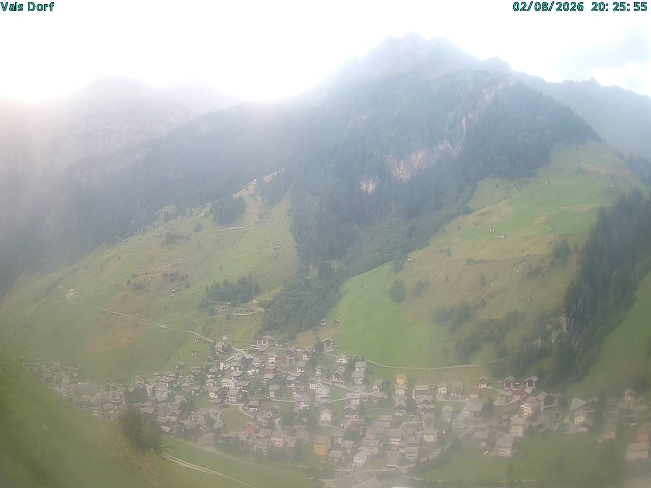 Archiv Foto Webcam Blick auf das Dorf Vals
