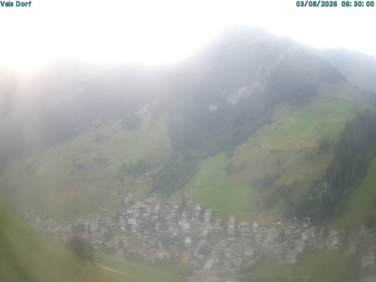 Archiv Foto Webcam Blick auf das Dorf Vals