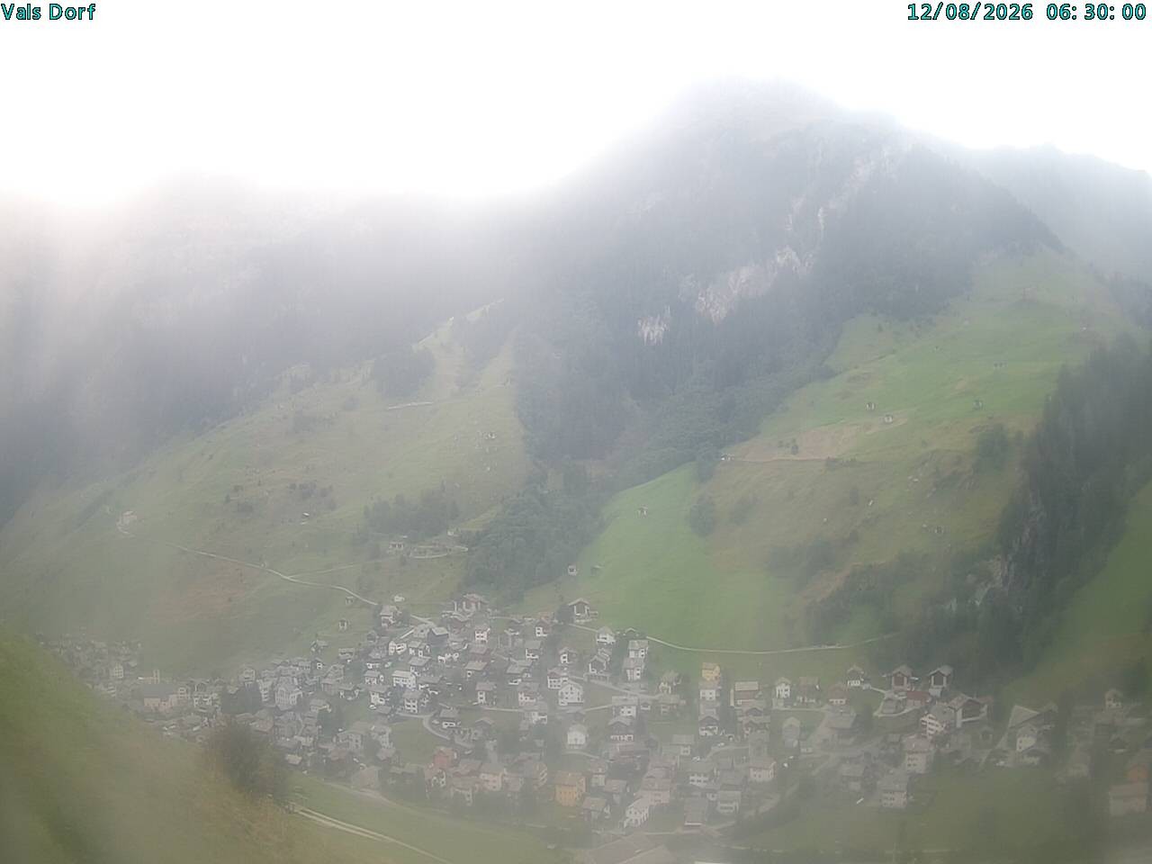 Archiv Foto Webcam Blick auf das Dorf Vals