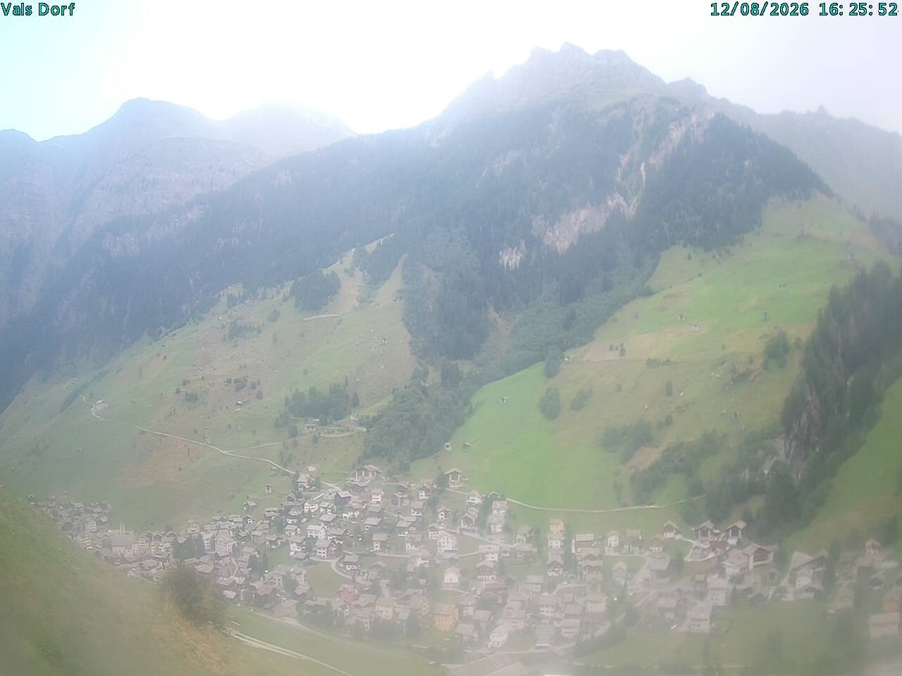 Archiv Foto Webcam Blick auf das Dorf Vals