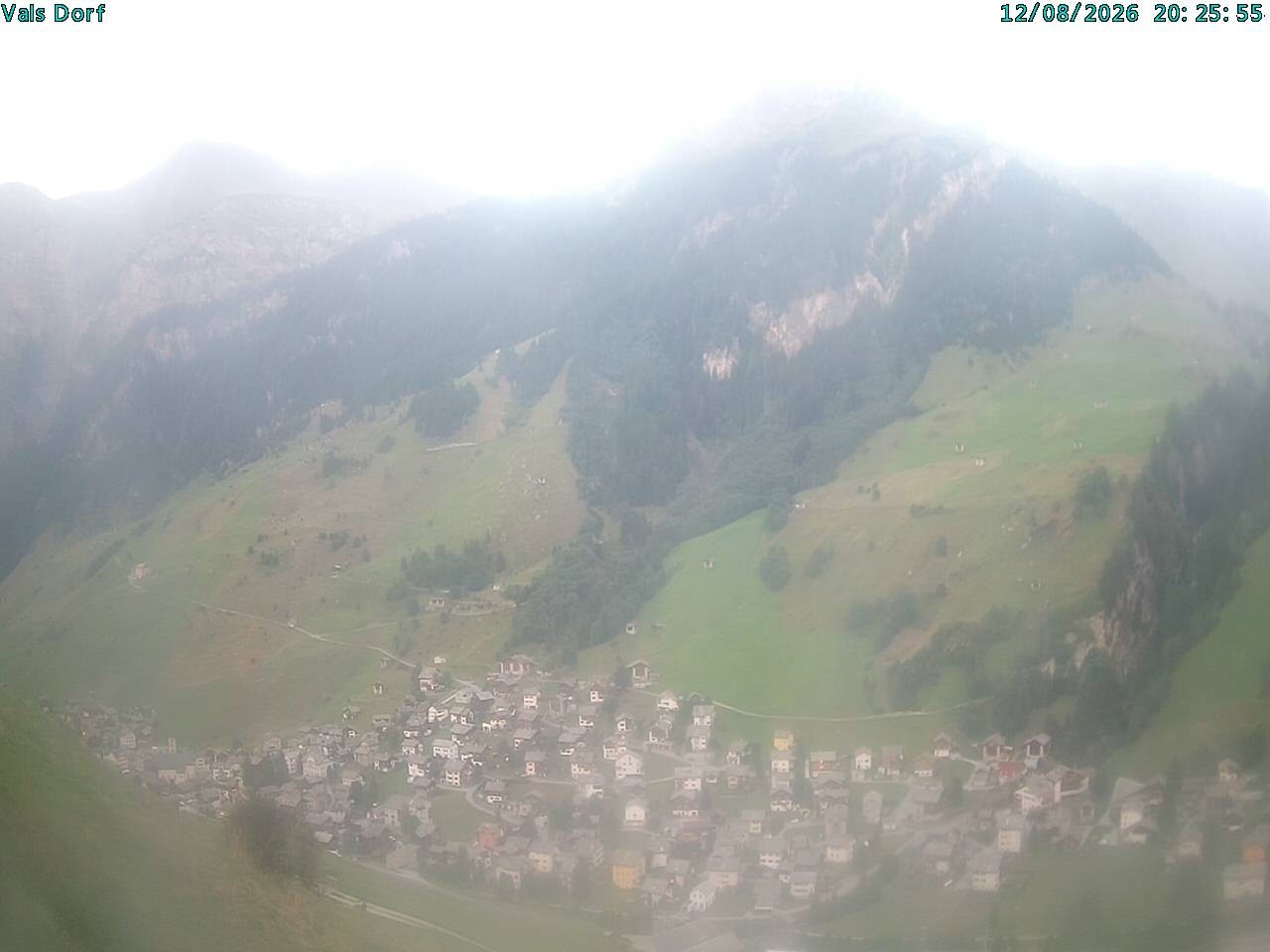 Archiv Foto Webcam Blick auf das Dorf Vals
