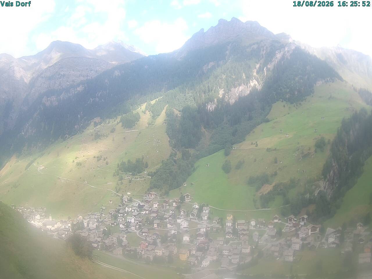 Archiv Foto Webcam Blick auf das Dorf Vals