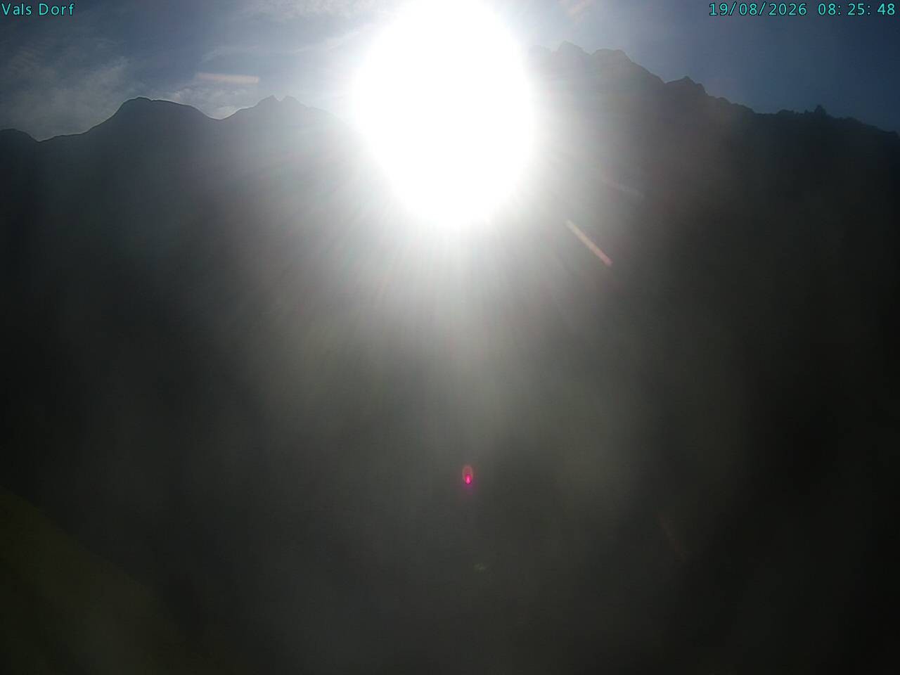 Archiv Foto Webcam Blick auf das Dorf Vals