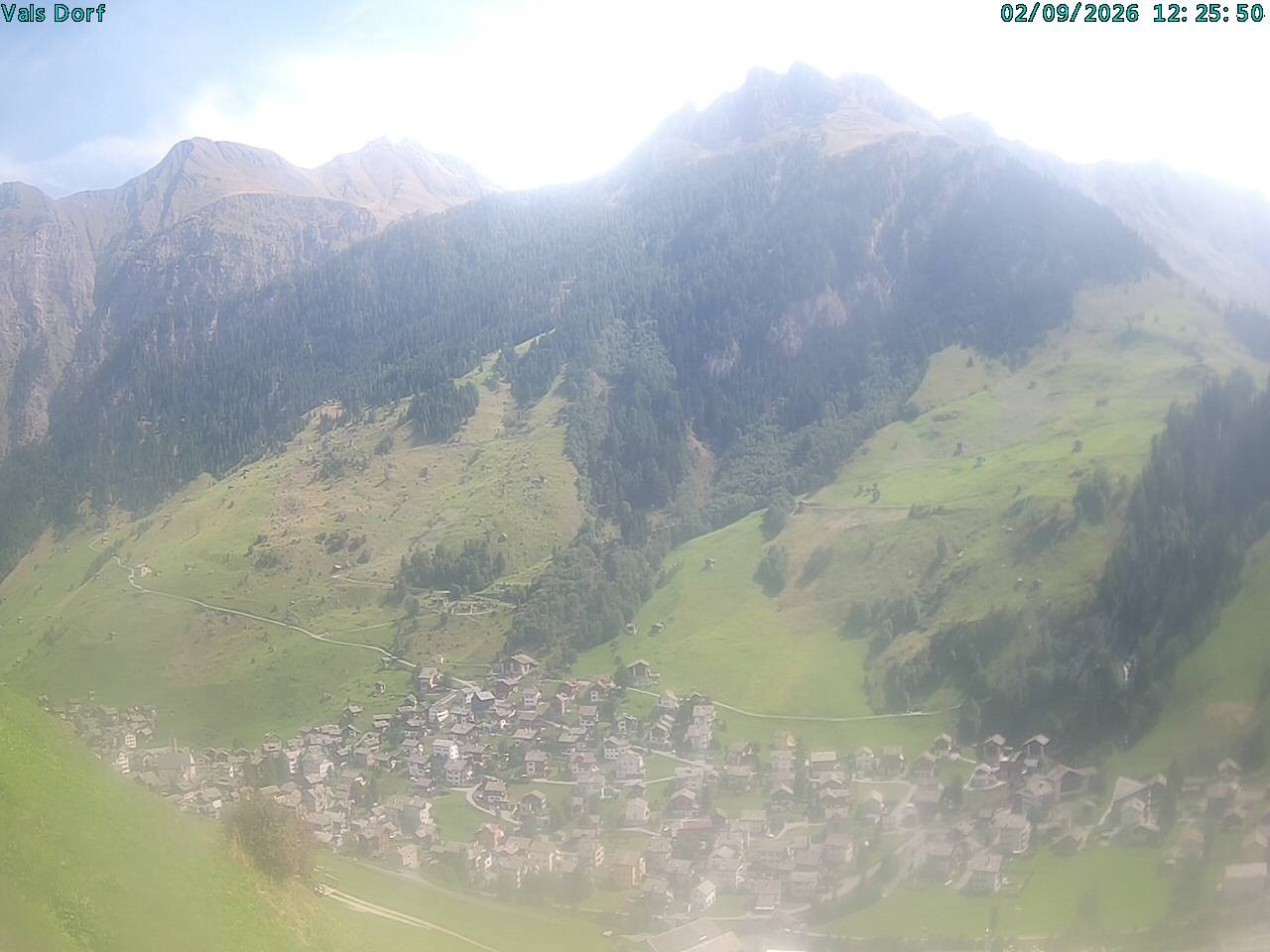 Archiv Foto Webcam Blick auf das Dorf Vals