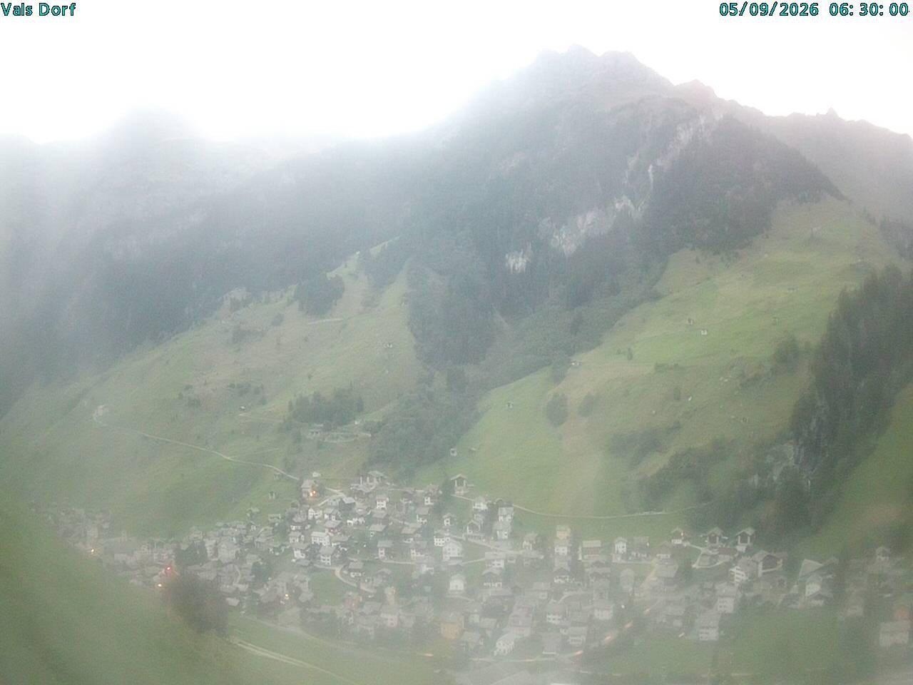 Archiv Foto Webcam Blick auf das Dorf Vals