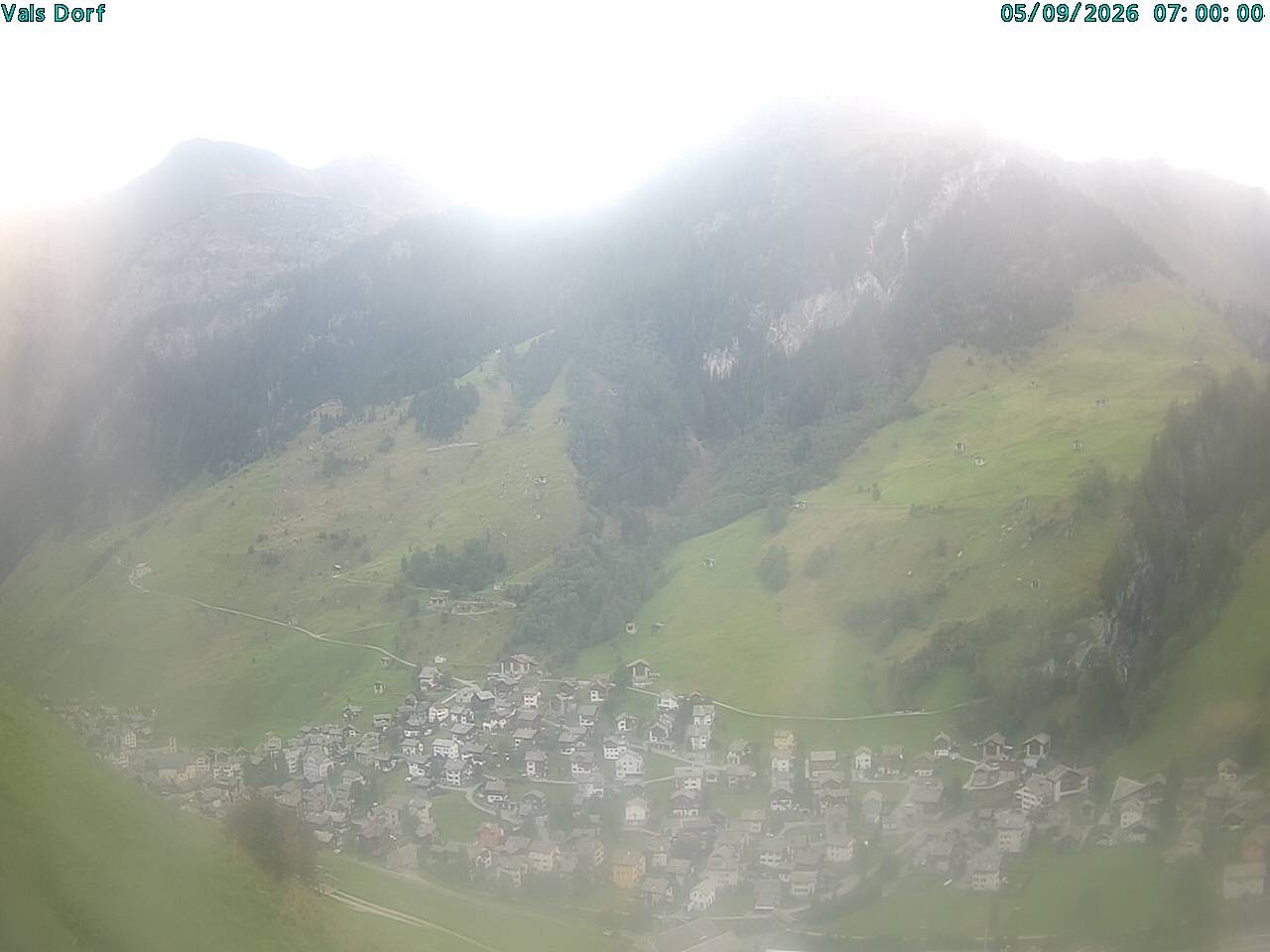 Archiv Foto Webcam Blick auf das Dorf Vals