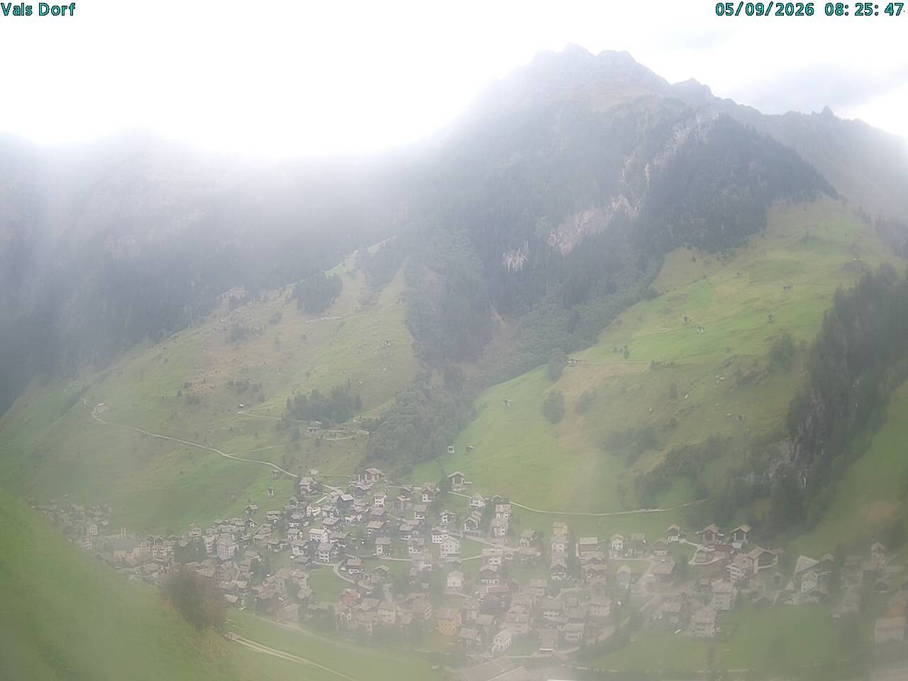 Archiv Foto Webcam Blick auf das Dorf Vals