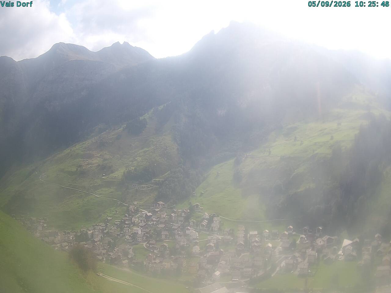 Archiv Foto Webcam Blick auf das Dorf Vals