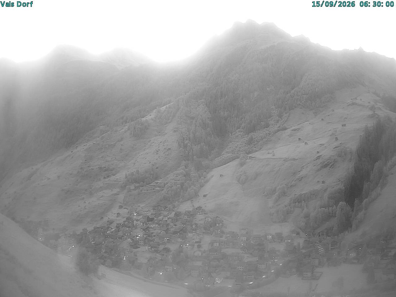 Archiv Foto Webcam Blick auf das Dorf Vals