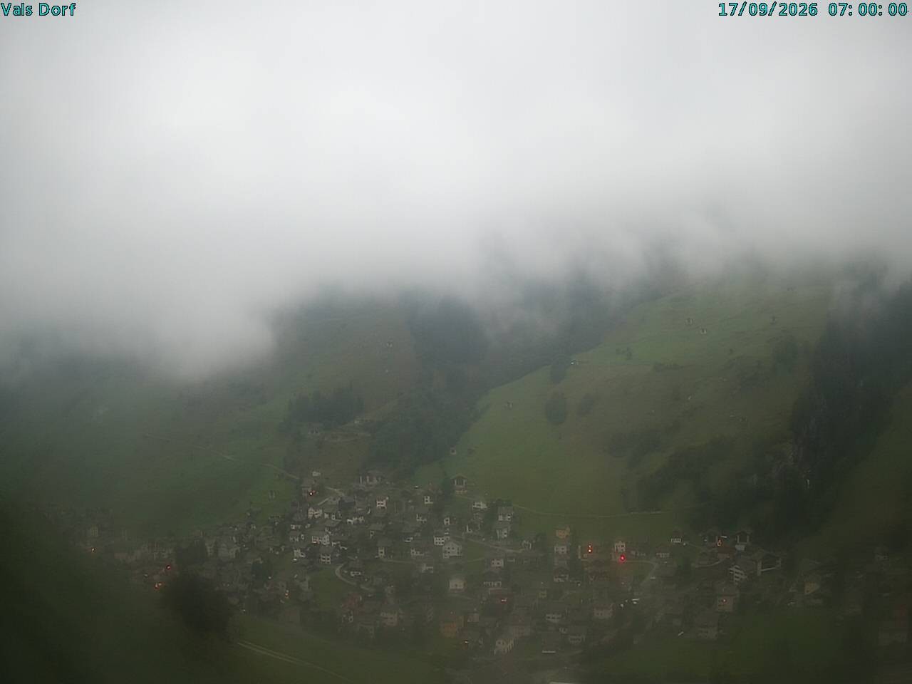 Archiv Foto Webcam Blick auf das Dorf Vals