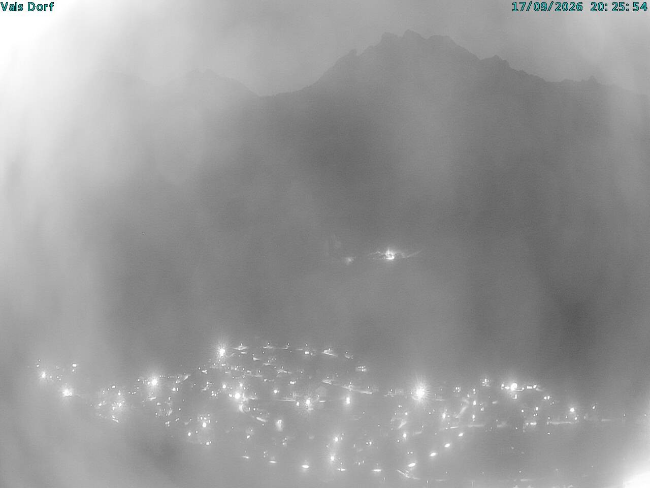Archiv Foto Webcam Blick auf das Dorf Vals