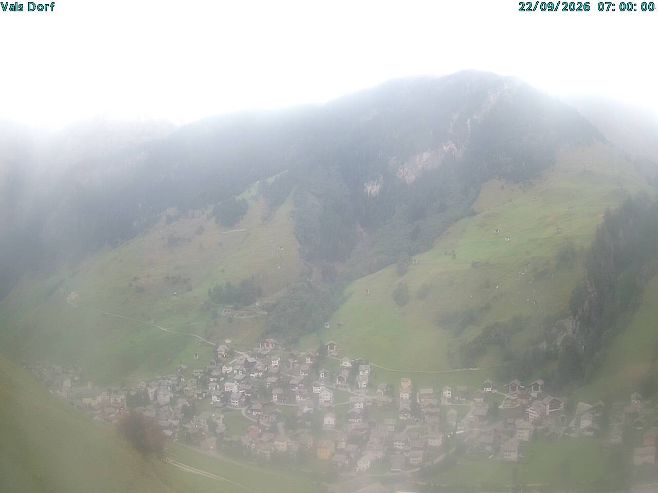 Archiv Foto Webcam Blick auf das Dorf Vals