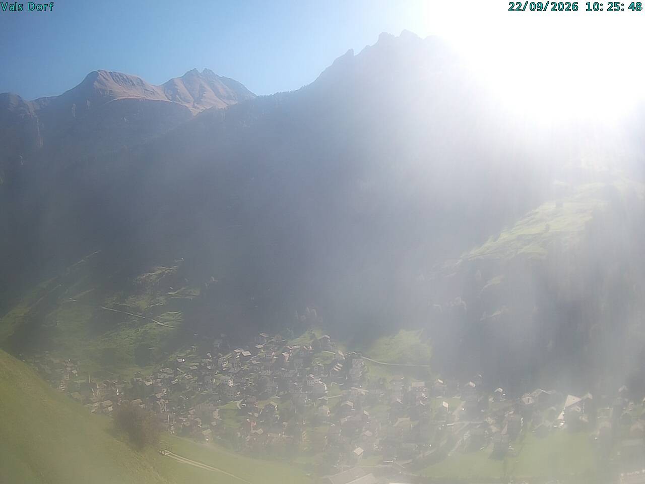 Archiv Foto Webcam Blick auf das Dorf Vals