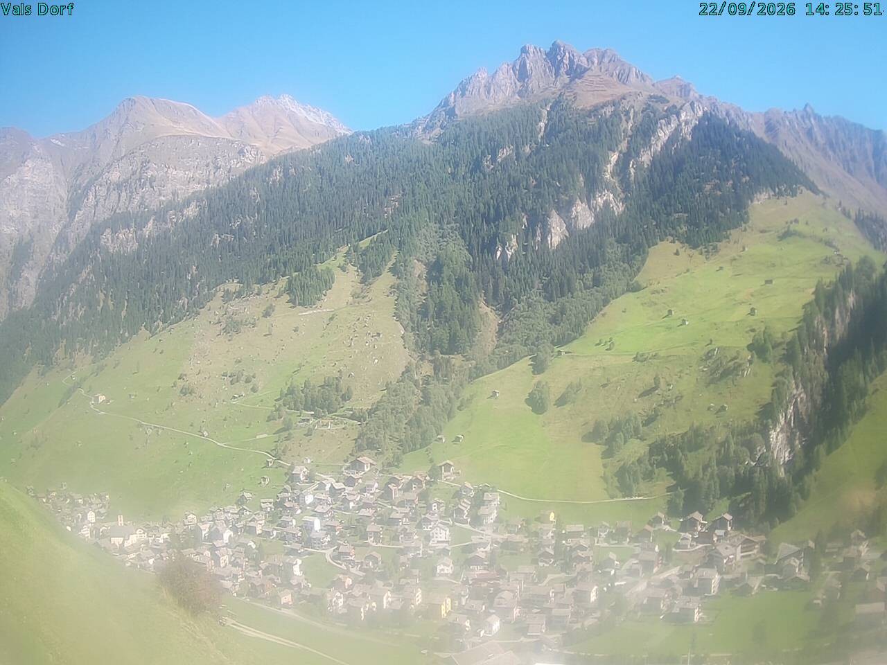 Archiv Foto Webcam Blick auf das Dorf Vals