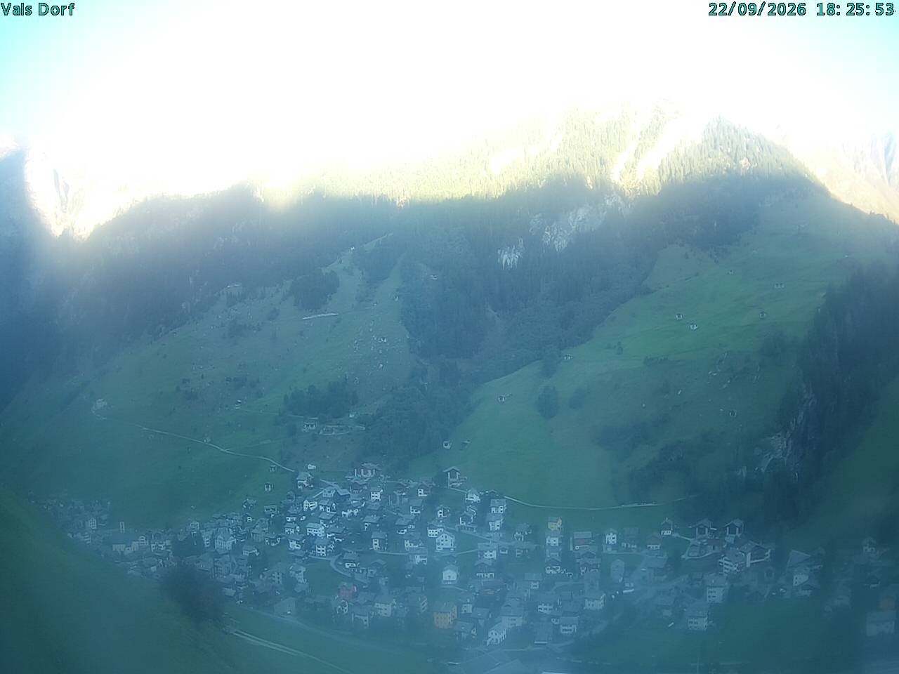 Archiv Foto Webcam Blick auf das Dorf Vals