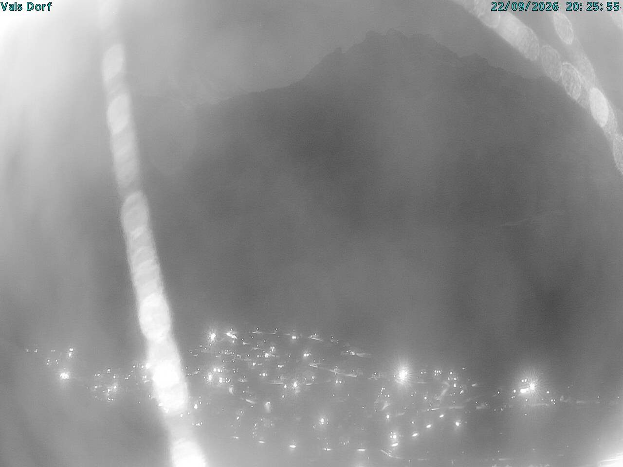 Archiv Foto Webcam Blick auf das Dorf Vals