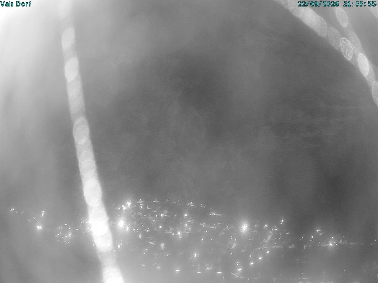 Archiv Foto Webcam Blick auf das Dorf Vals