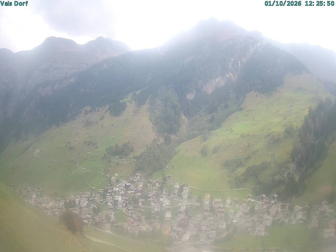Archiv Foto Webcam Blick auf das Dorf Vals