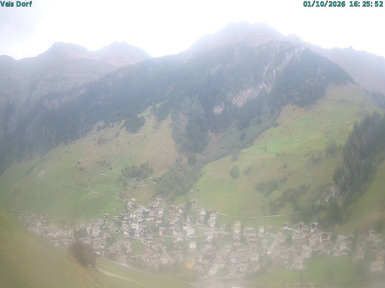 Archiv Foto Webcam Blick auf das Dorf Vals