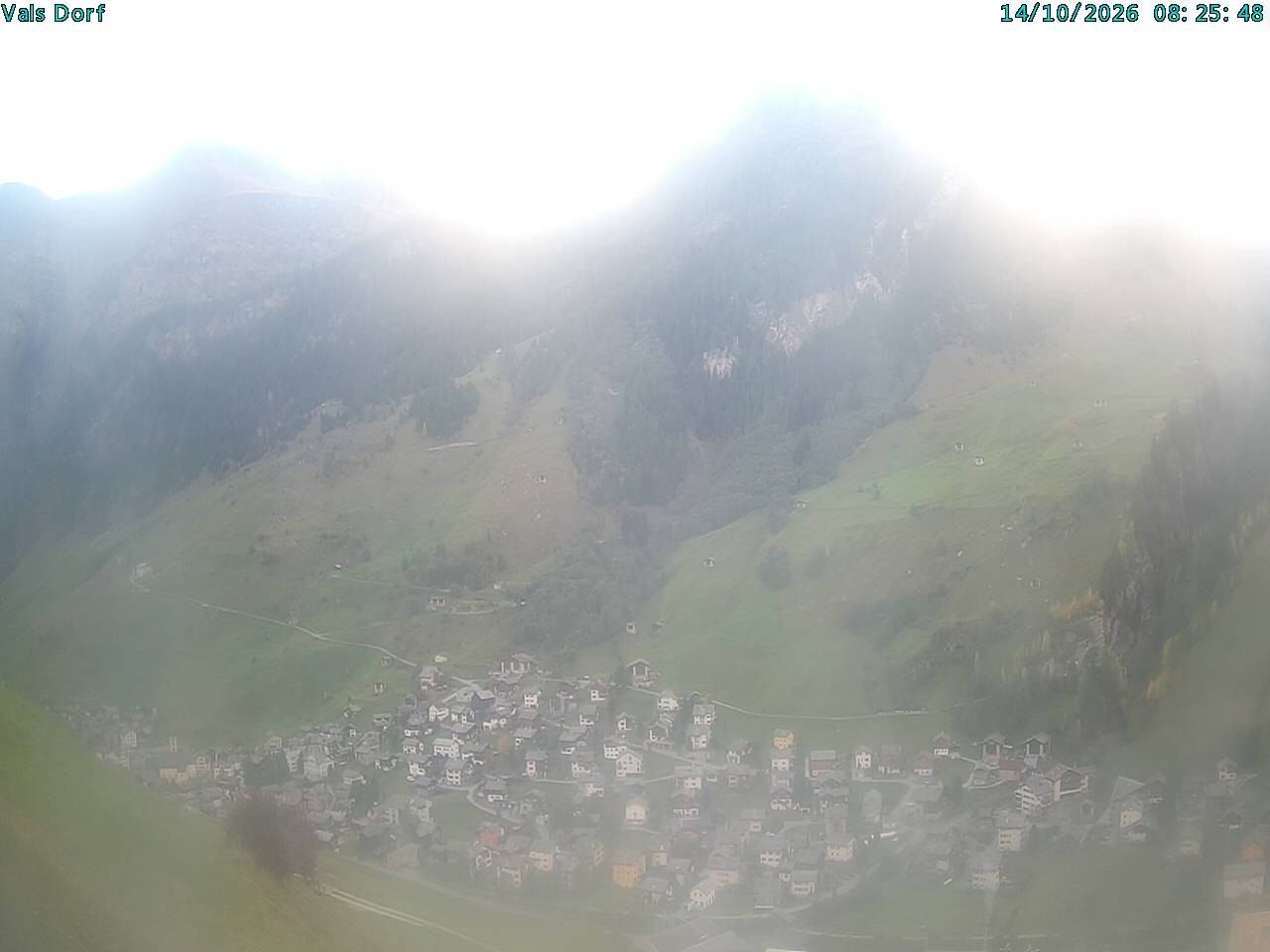 Archiv Foto Webcam Blick auf das Dorf Vals