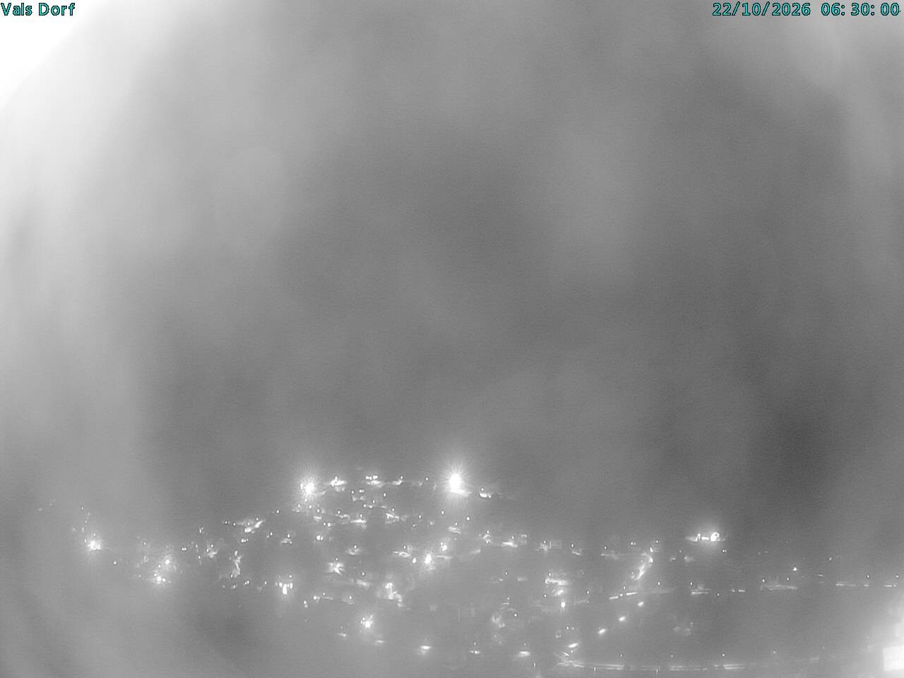 Archiv Foto Webcam Blick auf das Dorf Vals