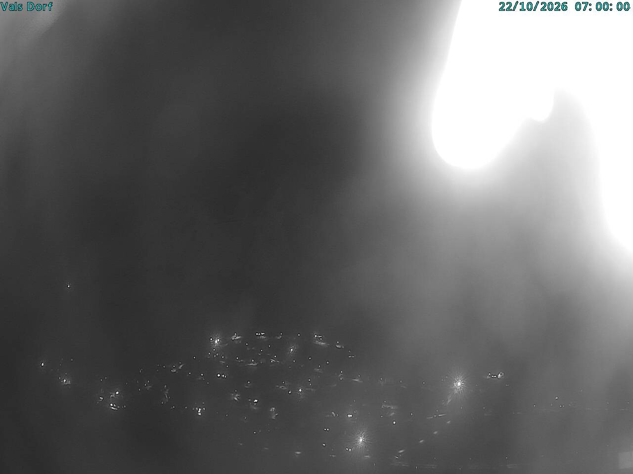 Archiv Foto Webcam Blick auf das Dorf Vals