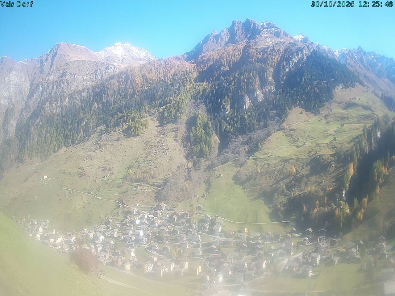 Archiv Foto Webcam Blick auf das Dorf Vals